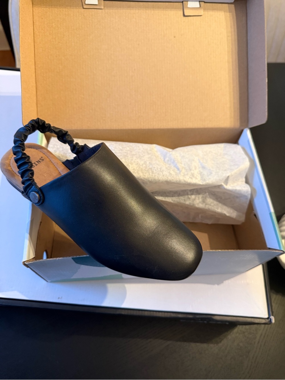 Earth Origins Black Leather Slip-On Clog back strap Mule size 9.5W brand new